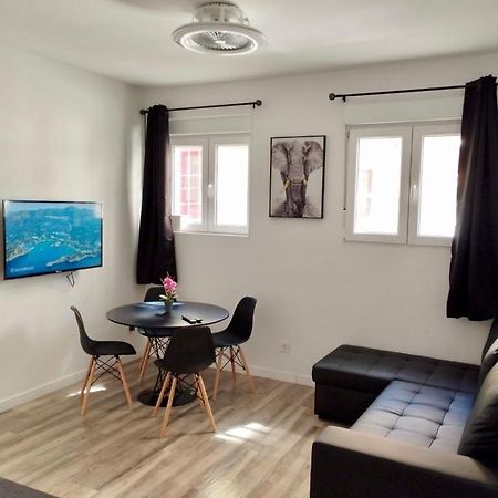 Apartamento Blanco Y Negro En El Centro Alicante Exterior foto