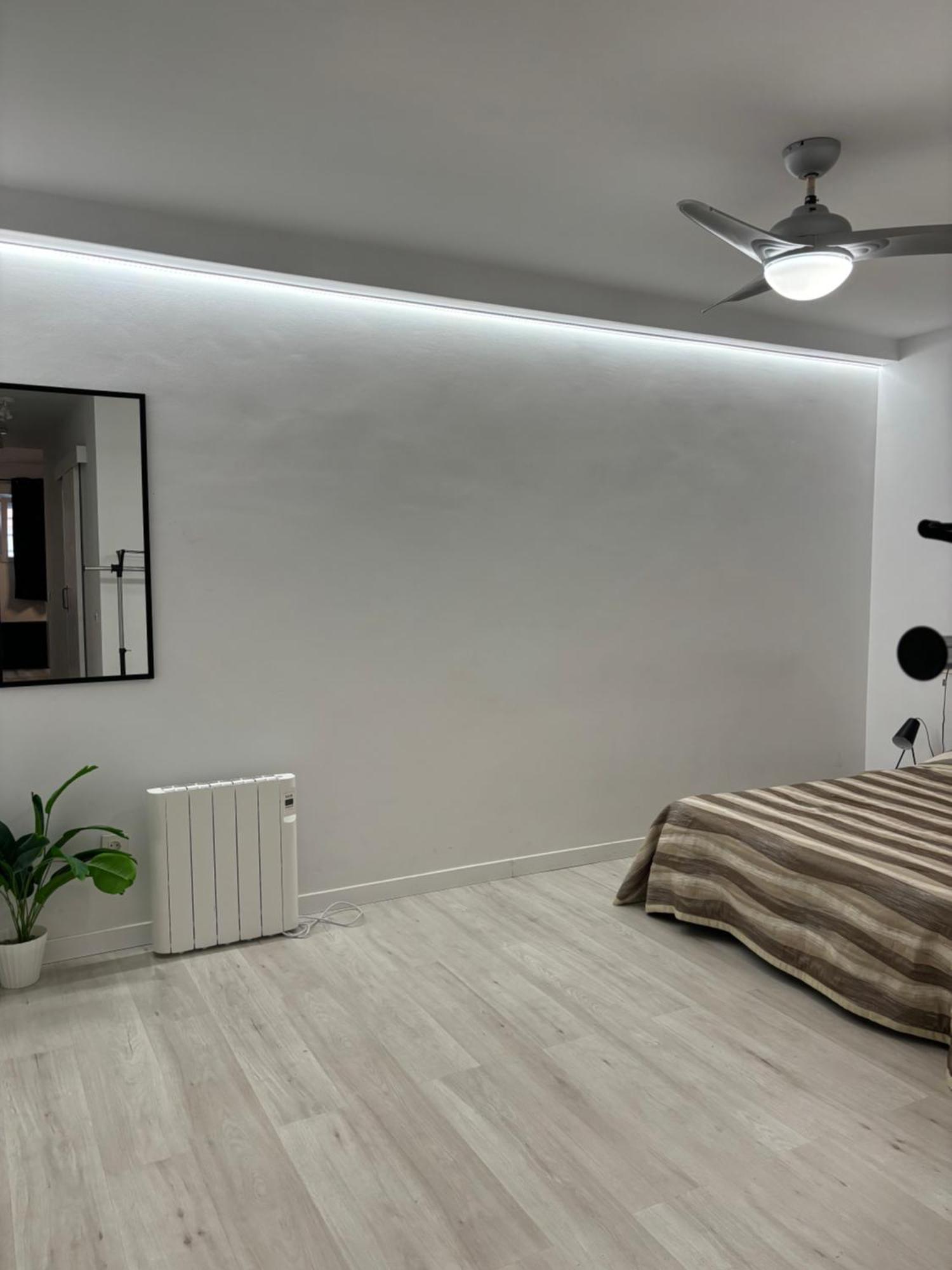 Apartamento Blanco Y Negro En El Centro Alicante Exterior foto